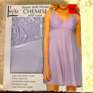Women’s Lilac chemise